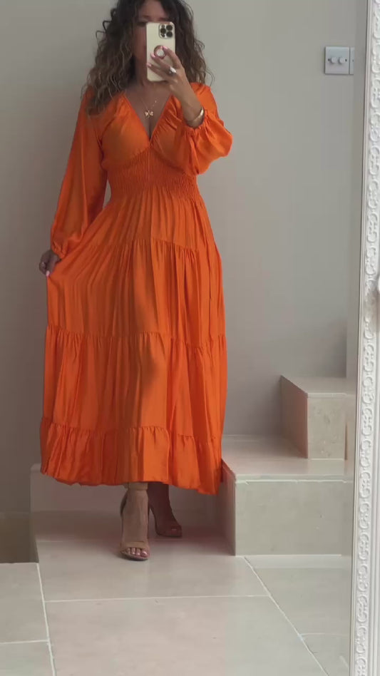 The Sofia dress in orange